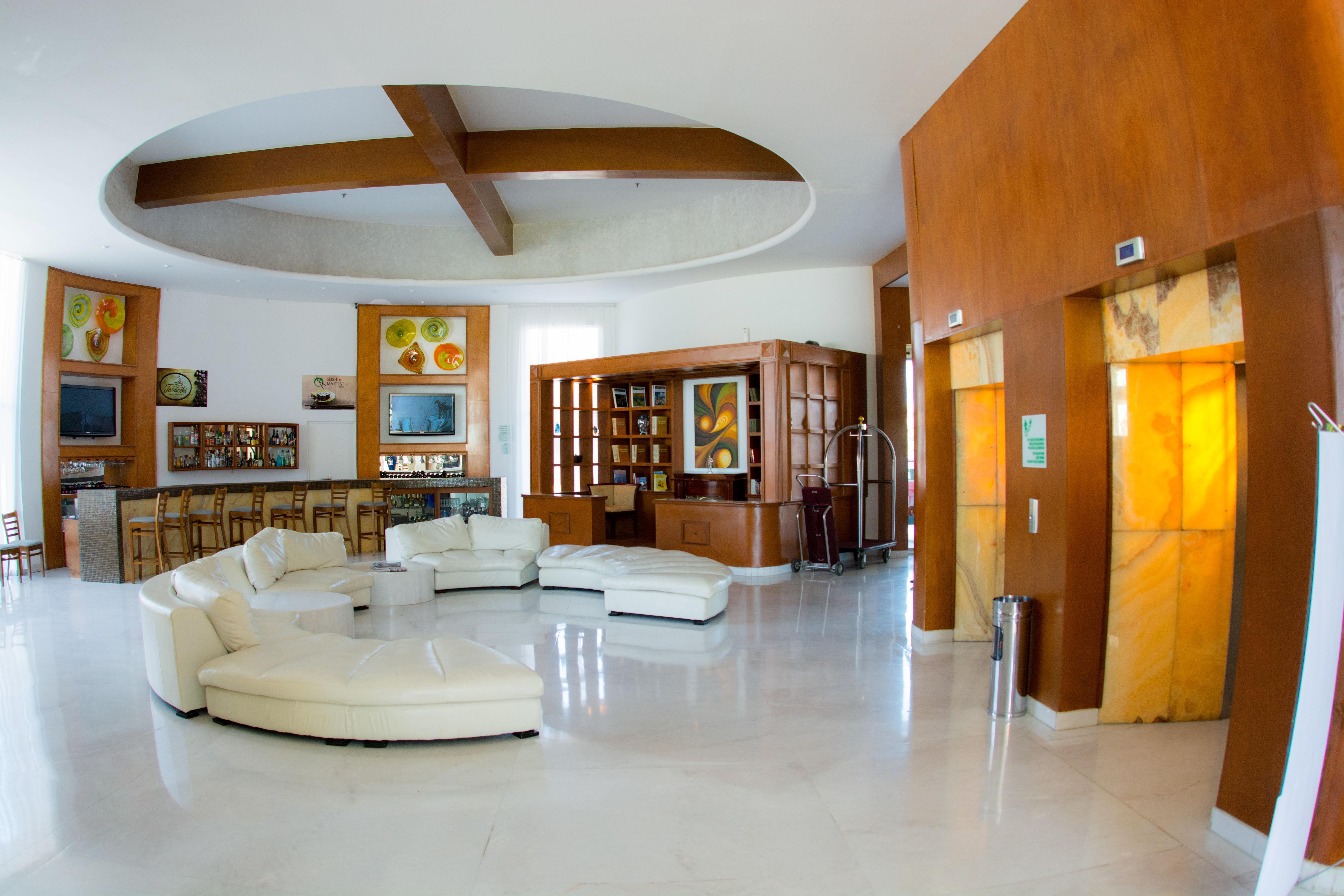 Hotel & Suites Bel Air Business Саламанка Экстерьер фото